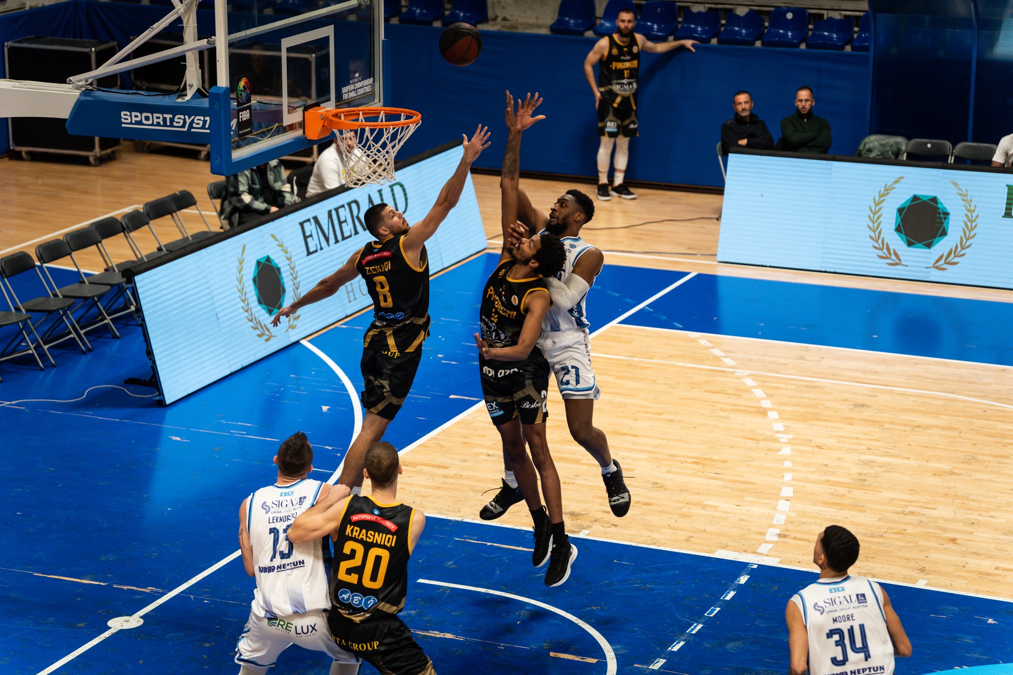 Pamje nga ndeshja Sigal Prishtina-Proton Cable Prizreni